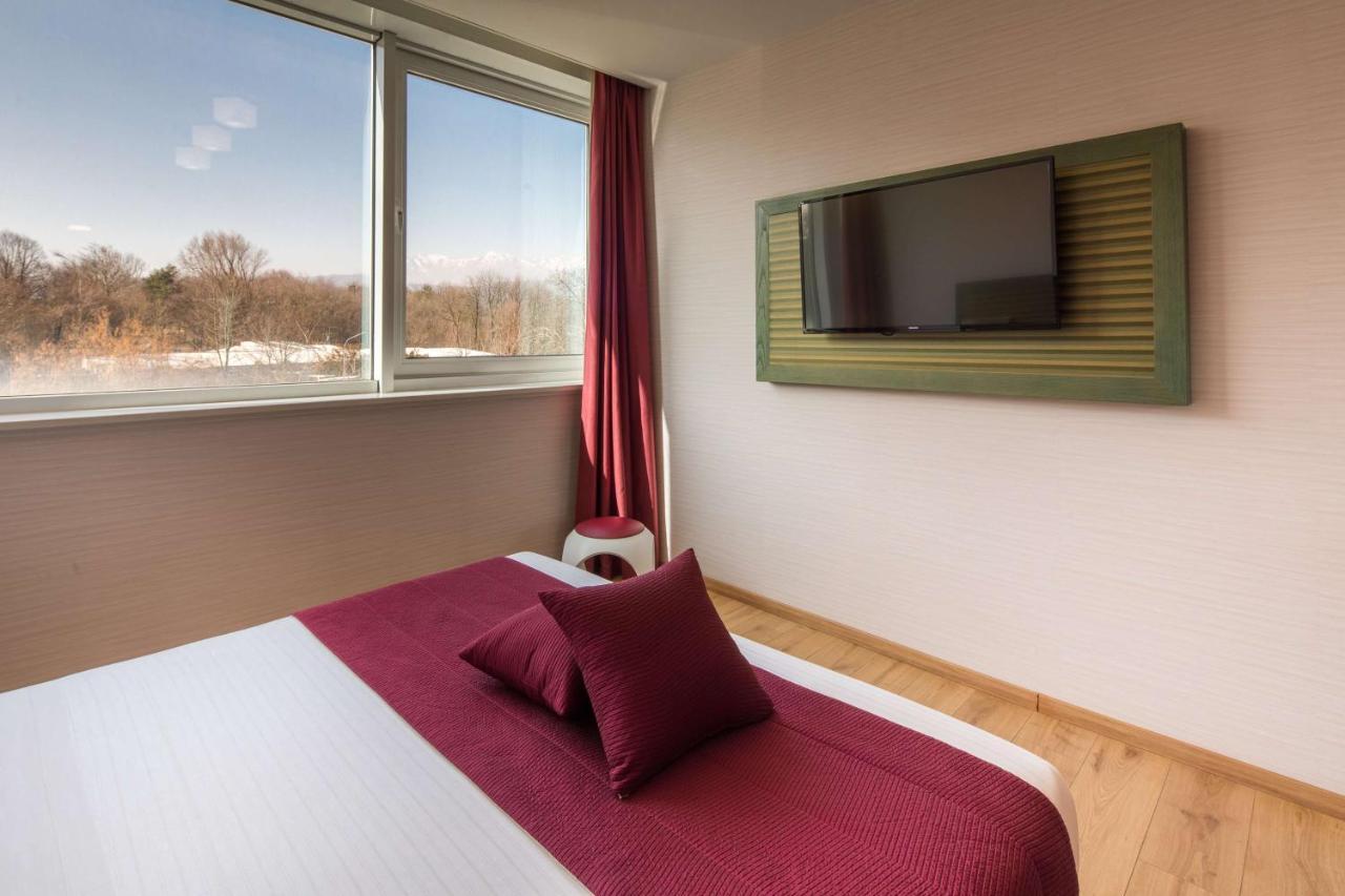 Best Western Ivrea Crystal Palace Banchette D'Ivrea Екстер'єр фото