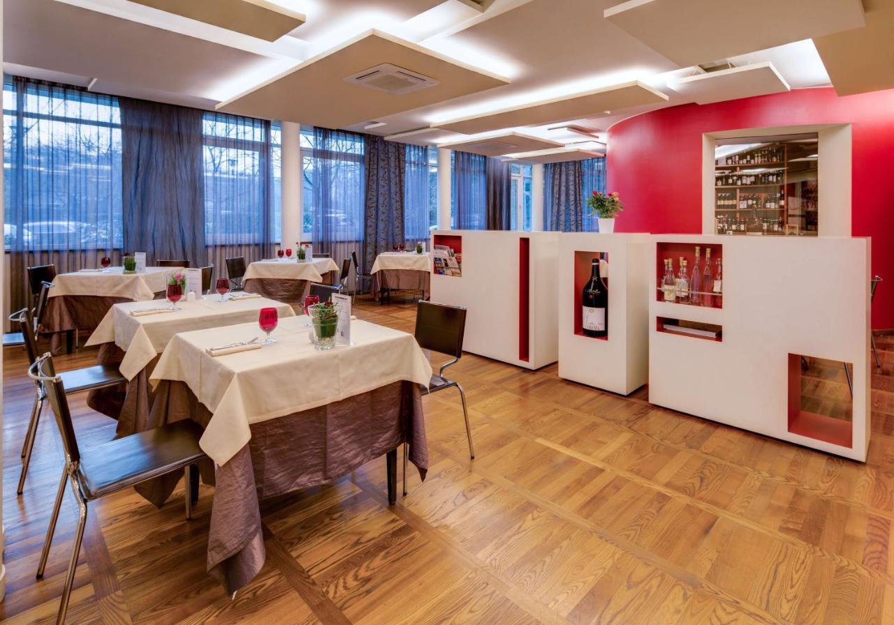 Best Western Ivrea Crystal Palace Banchette D'Ivrea Екстер'єр фото